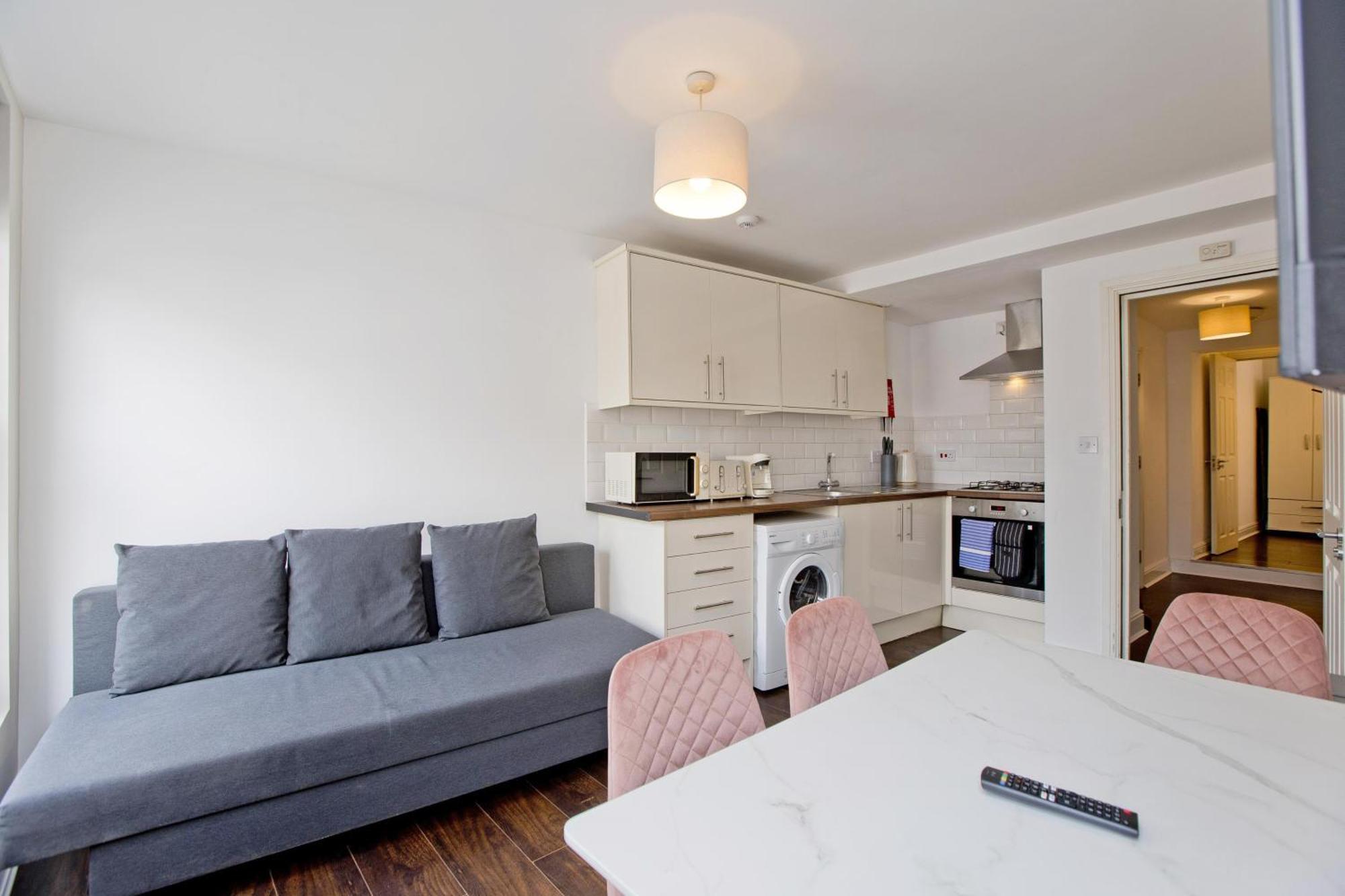 Imperial Corner House-Whitechapel Apartment Лондон Экстерьер фото