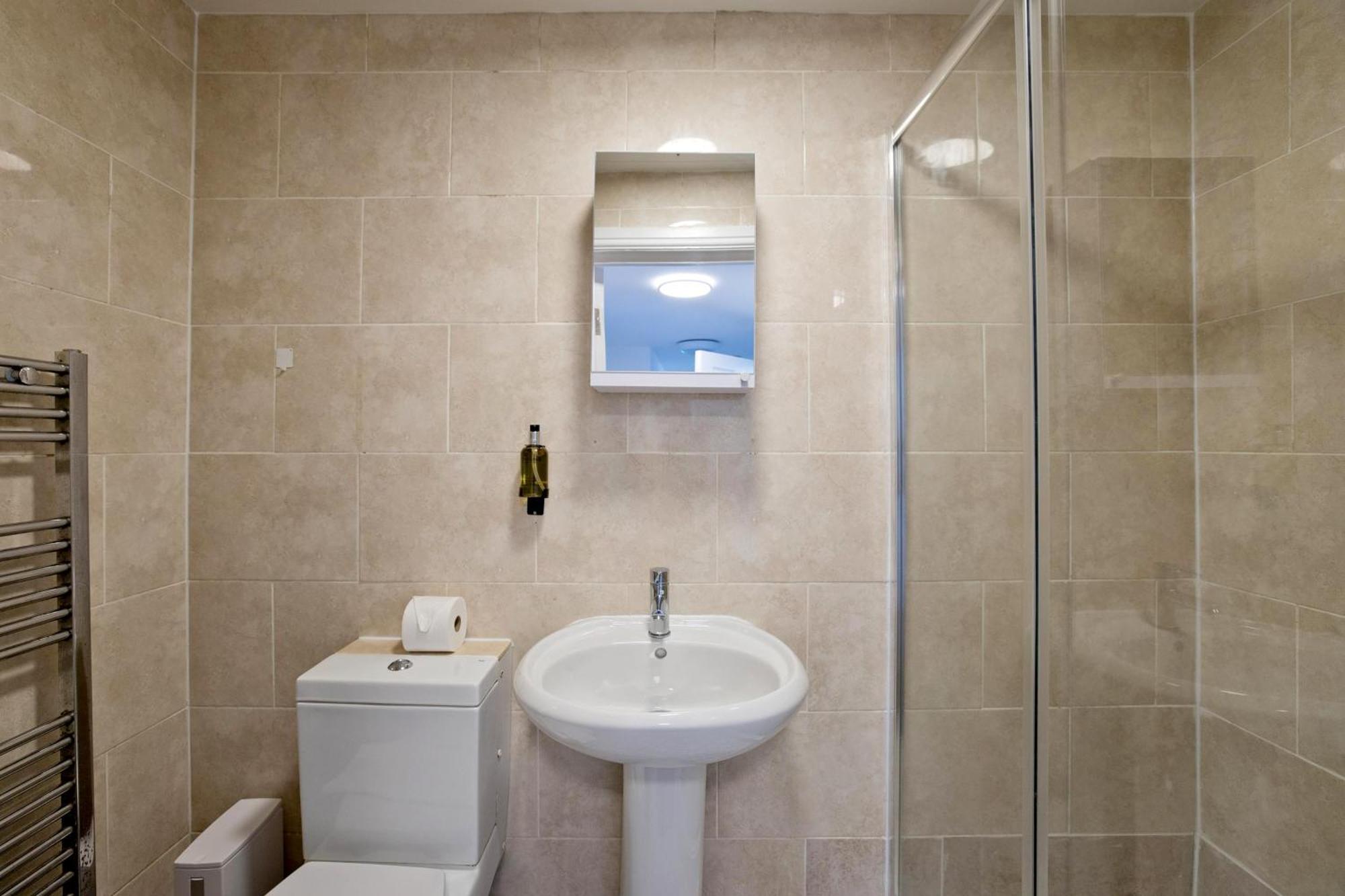 Imperial Corner House-Whitechapel Apartment Лондон Экстерьер фото